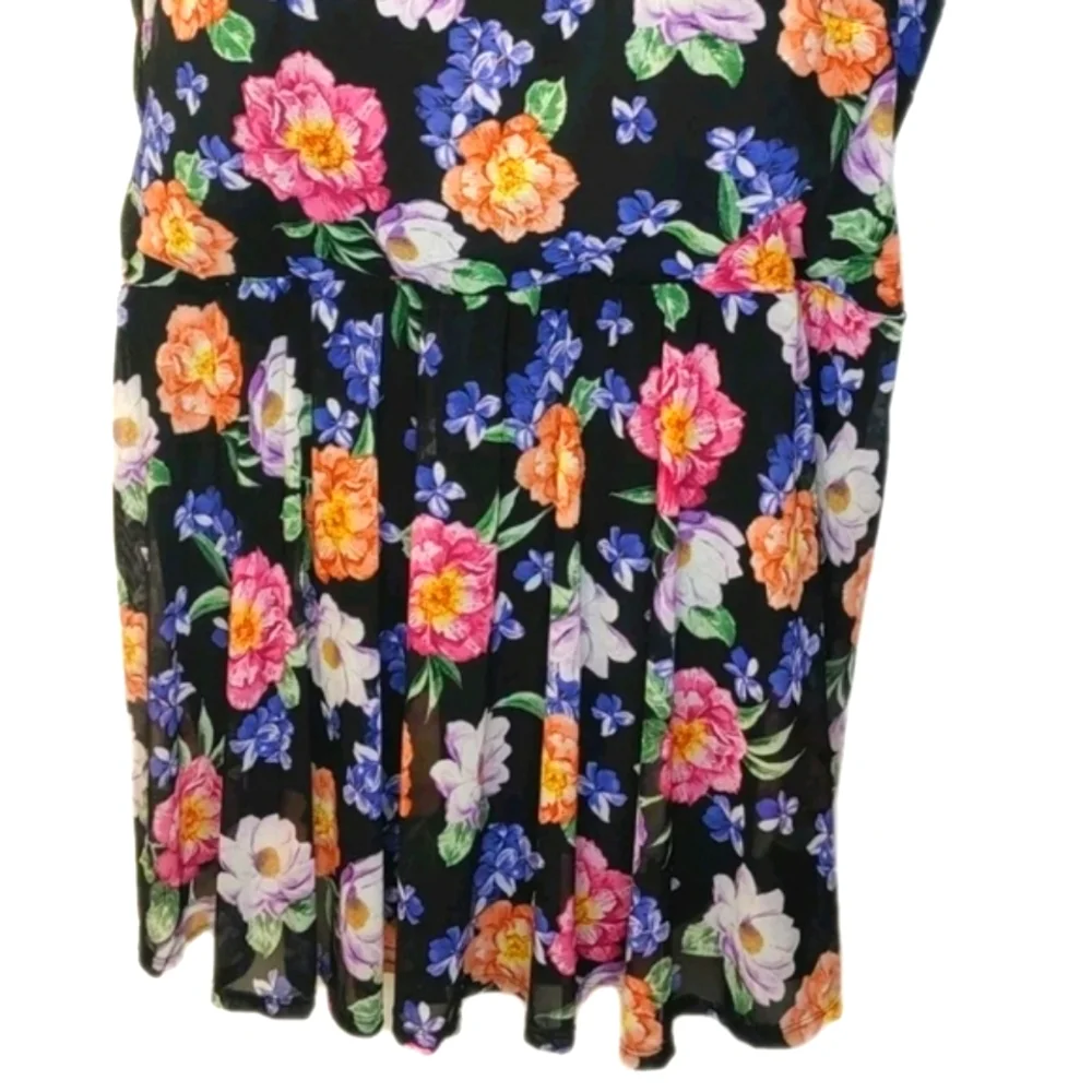 Torrid Modest Swim Dress Woman Plus Sz 6XF Black Mesh Floral Overlay Pool Beach